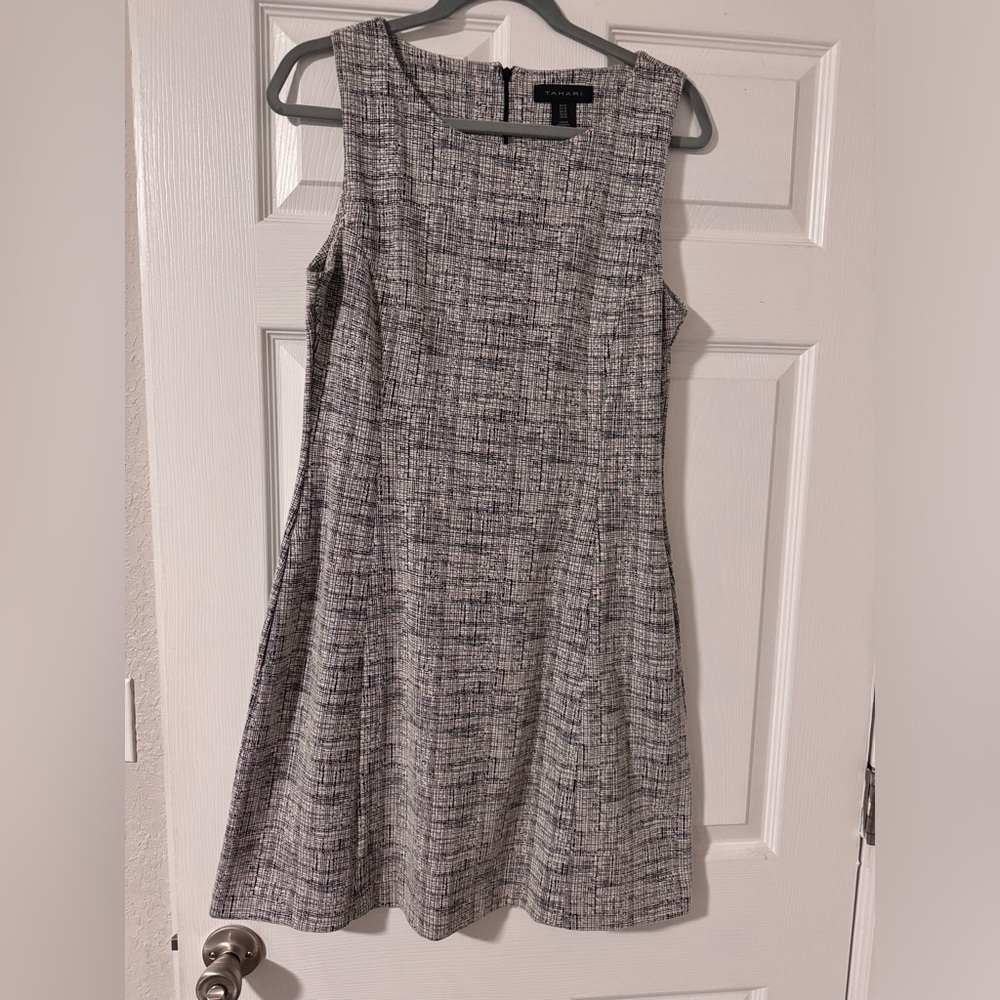 TAHARI elegant dress, Size 12, knee length, black and white